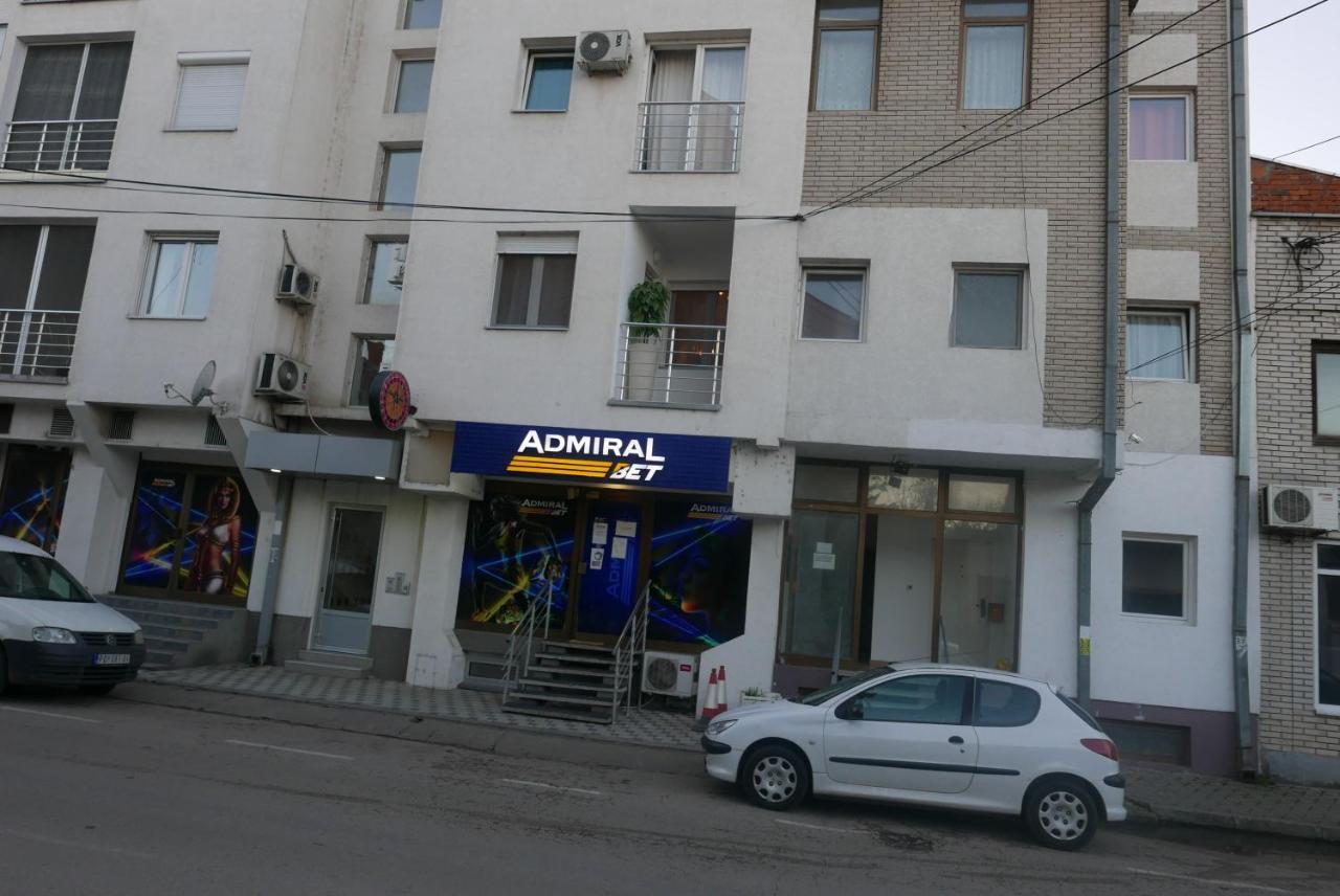 Lux Apartman D&N Svilajnac Bagian luar foto