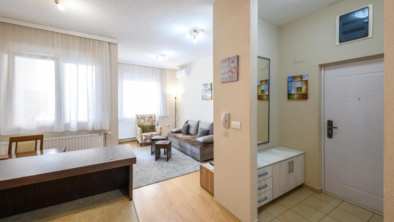 Lux Apartman D&N Svilajnac Bagian luar foto